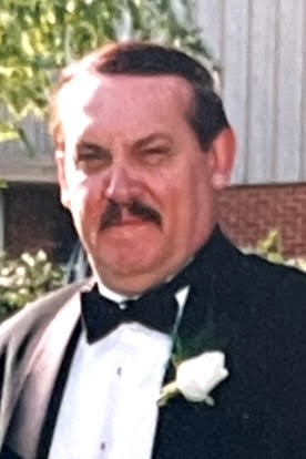 Leonard Bradley